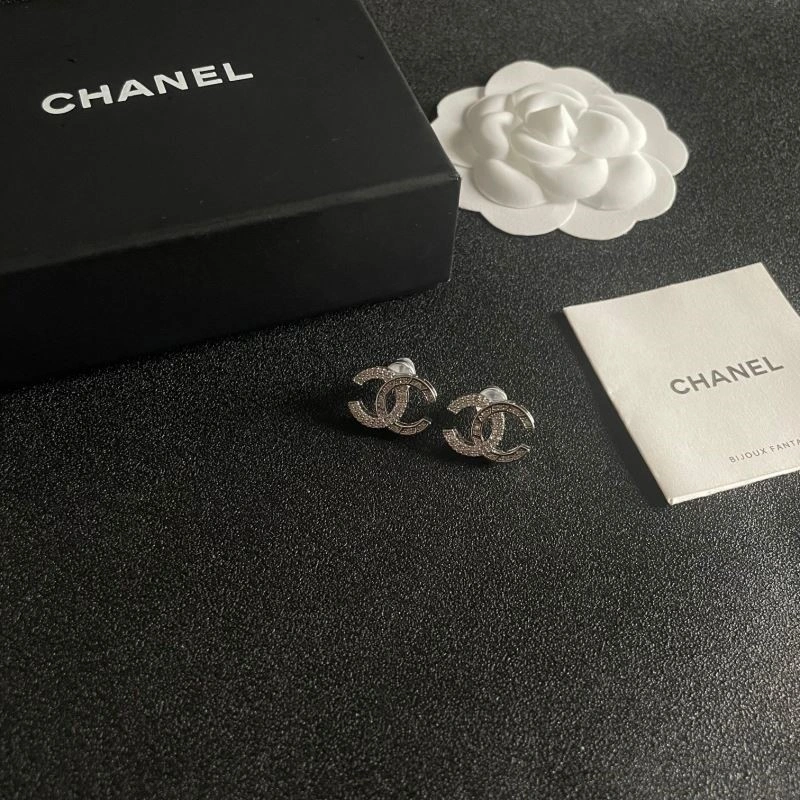 Chanel Earrings Practical 223812