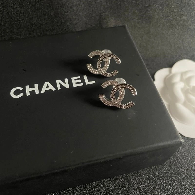Chanel Earrings Practical 223812