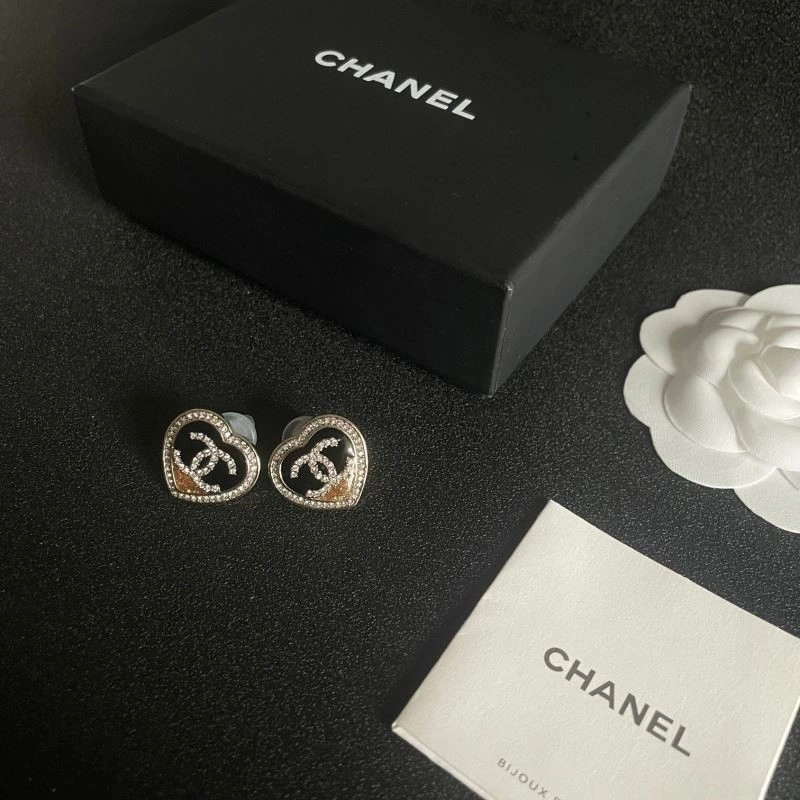 HighPerformance Chanel Earrings 223810