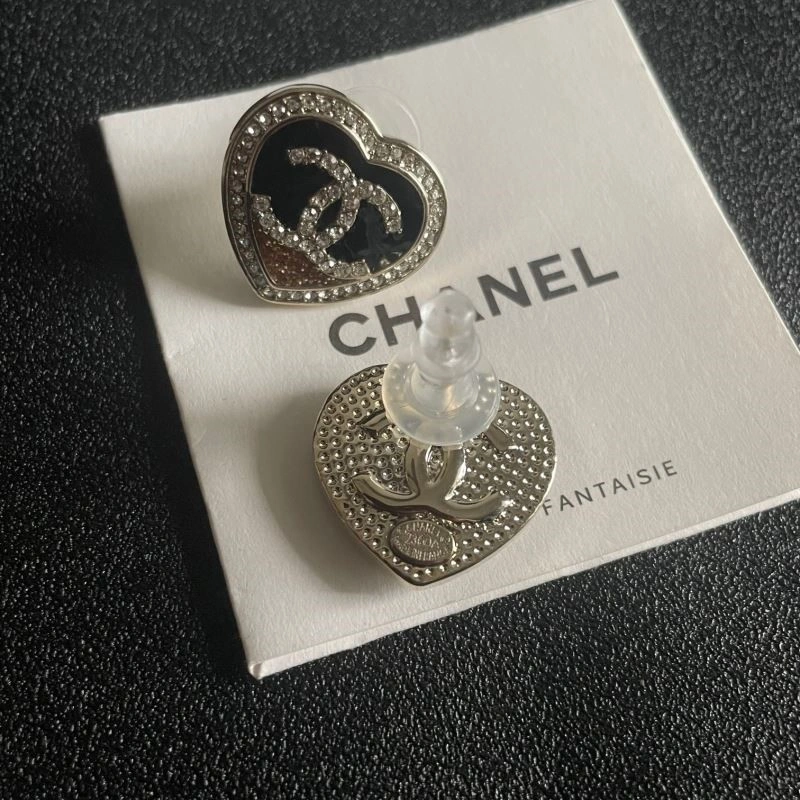 HighPerformance Chanel Earrings 223810