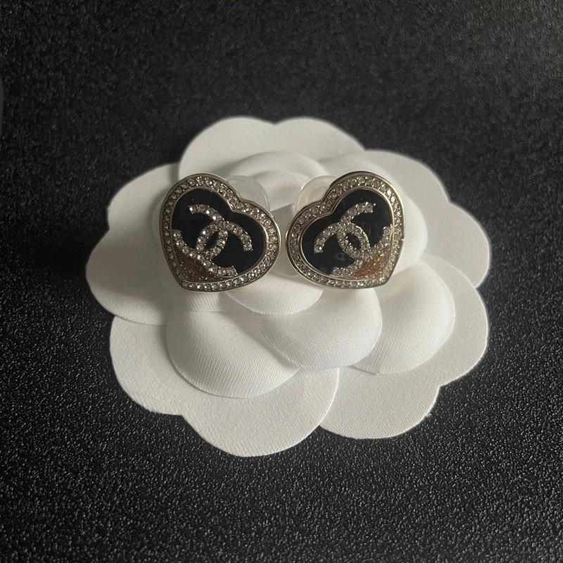 HighPerformance Chanel Earrings 223810