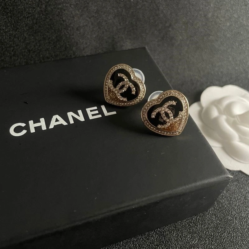 HighPerformance Chanel Earrings 223810