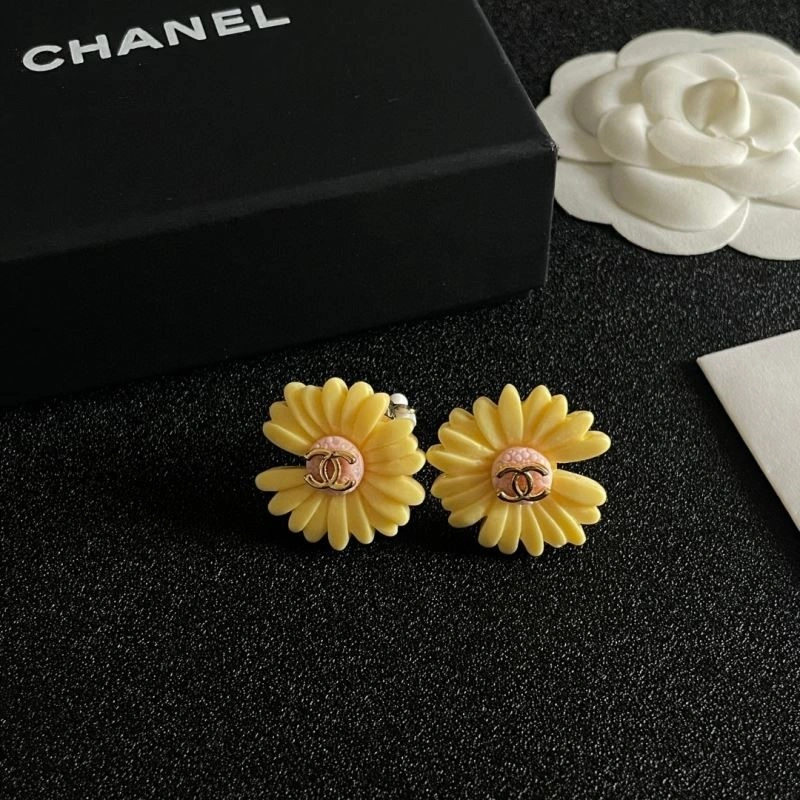 TechFriendly Chanel Earrings 223799
