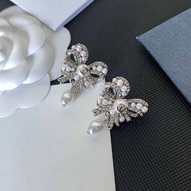 Chanel Earrings EyeCatching 223795