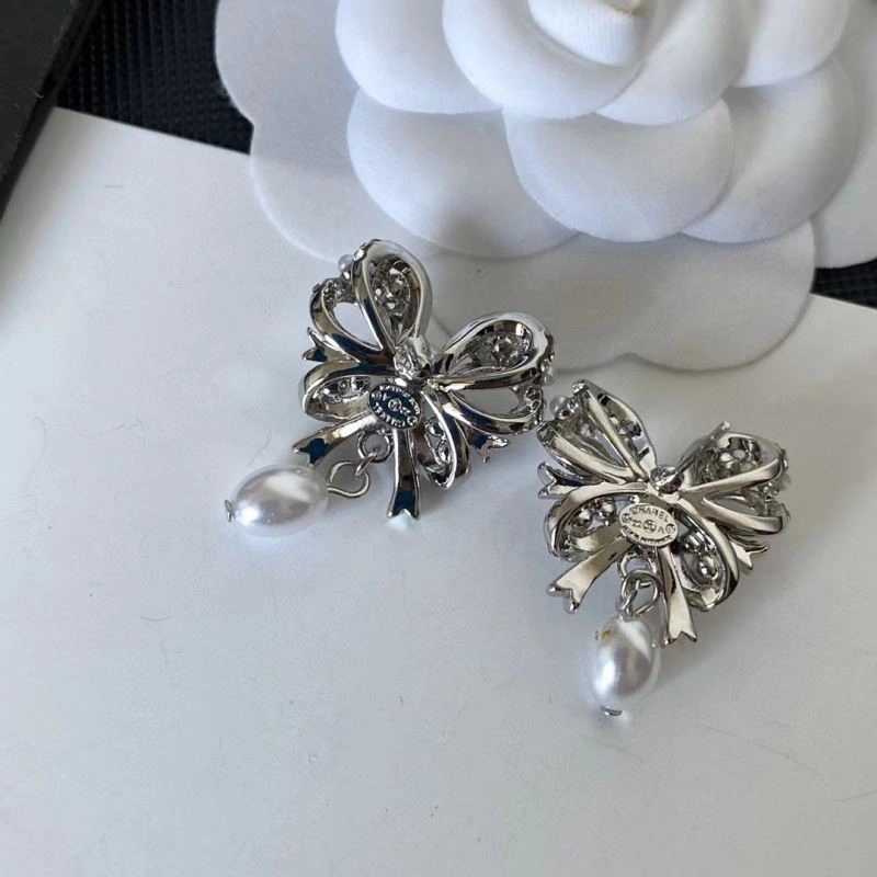 Chanel Earrings EyeCatching 223795