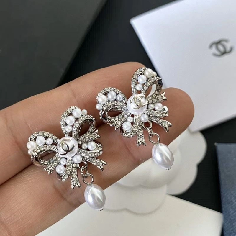 Chanel Earrings EyeCatching 223795