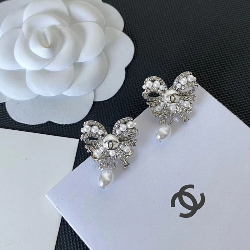 Chanel Earrings EyeCatching 223795
