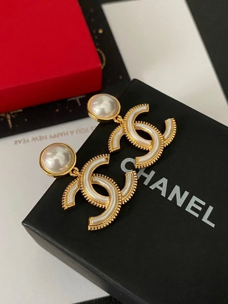 Chanel Earrings WaterResistant 223848