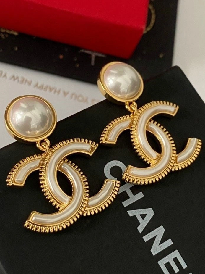 Chanel Earrings WaterResistant 223848
