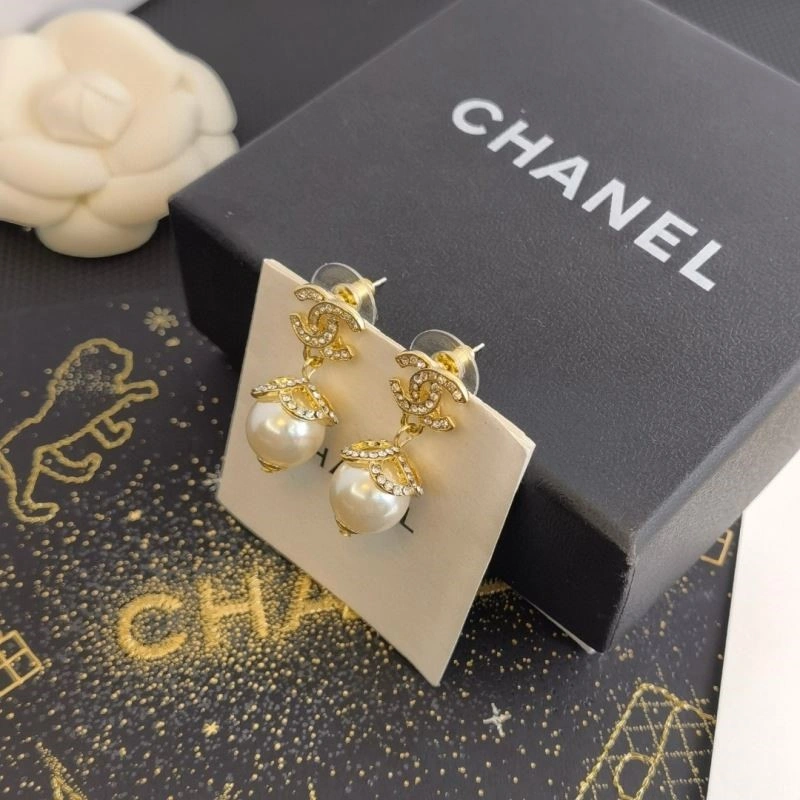 Supportive Chanel Earrings 223769