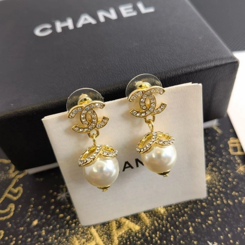 Supportive Chanel Earrings 223769