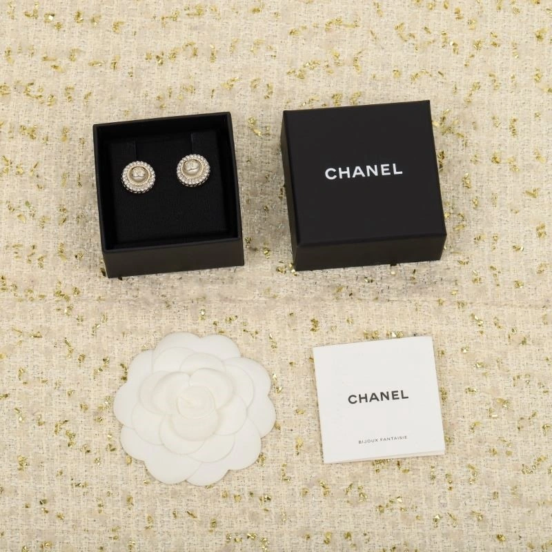 Chanel Earrings SmoothTexture 223774