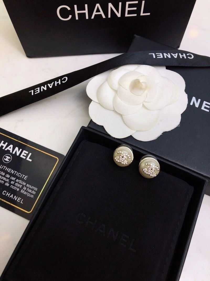 Chanel Earrings StreetReady 223816