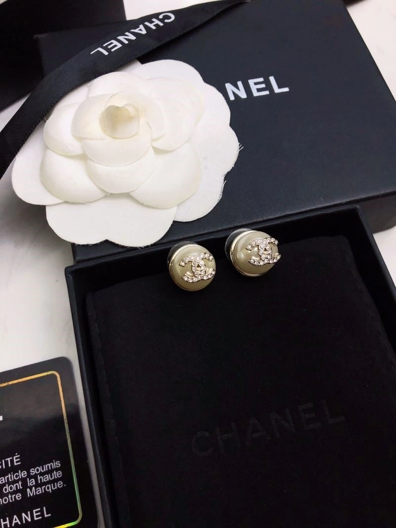 Chanel Earrings StreetReady 223816