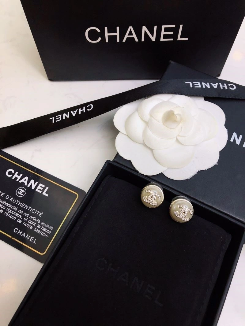 Chanel Earrings StreetReady 223816
