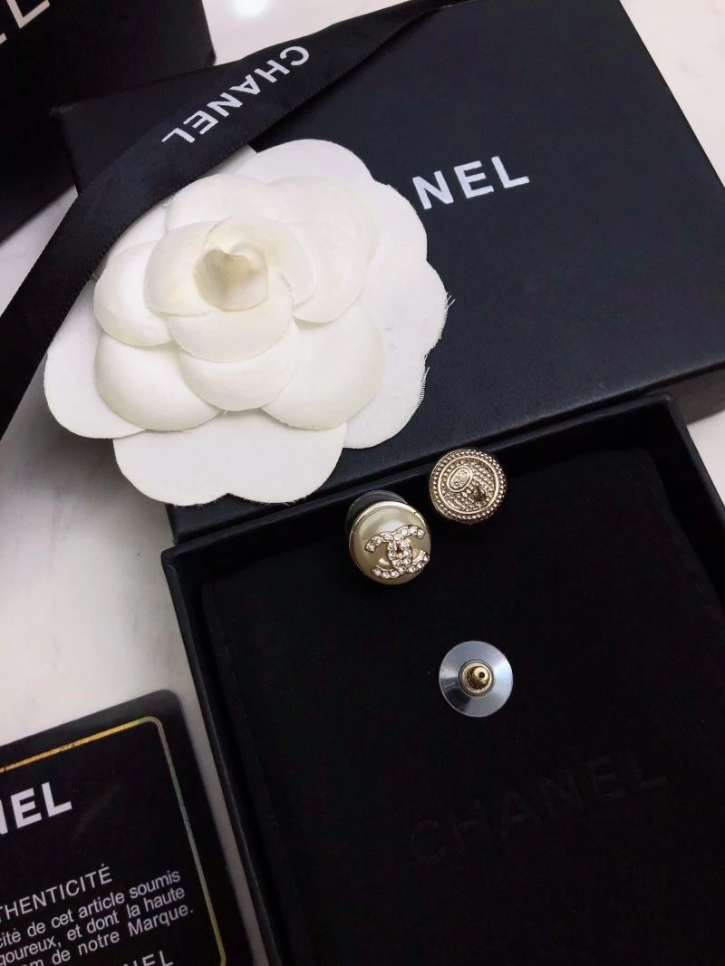 Chanel Earrings StreetReady 223816