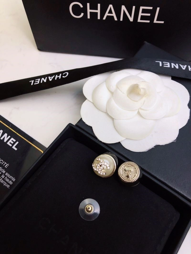 Chanel Earrings StreetReady 223816