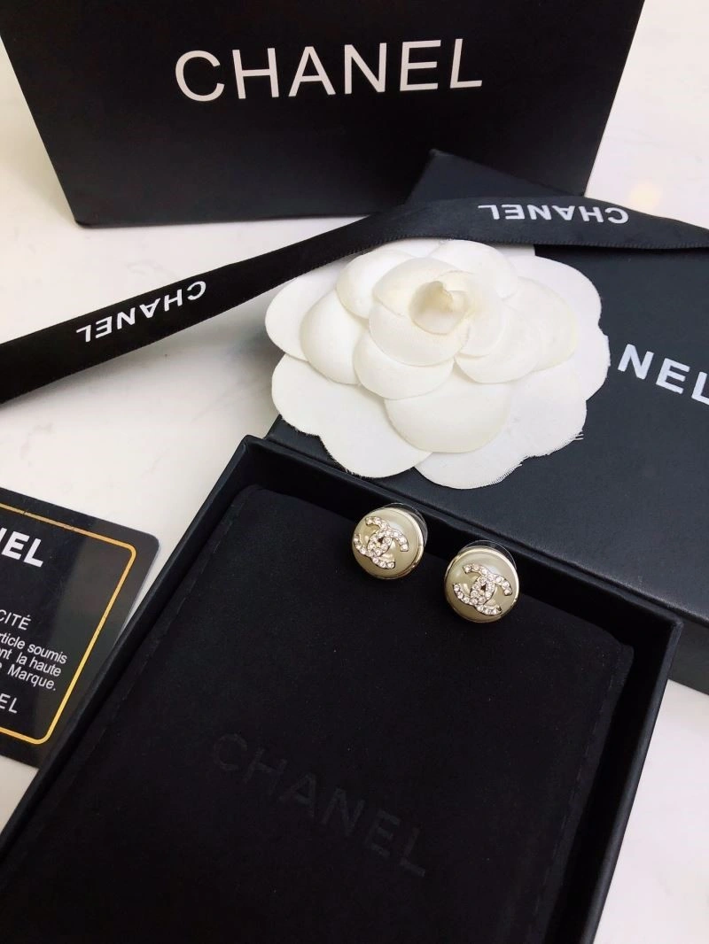 Chanel Earrings StreetReady 223816
