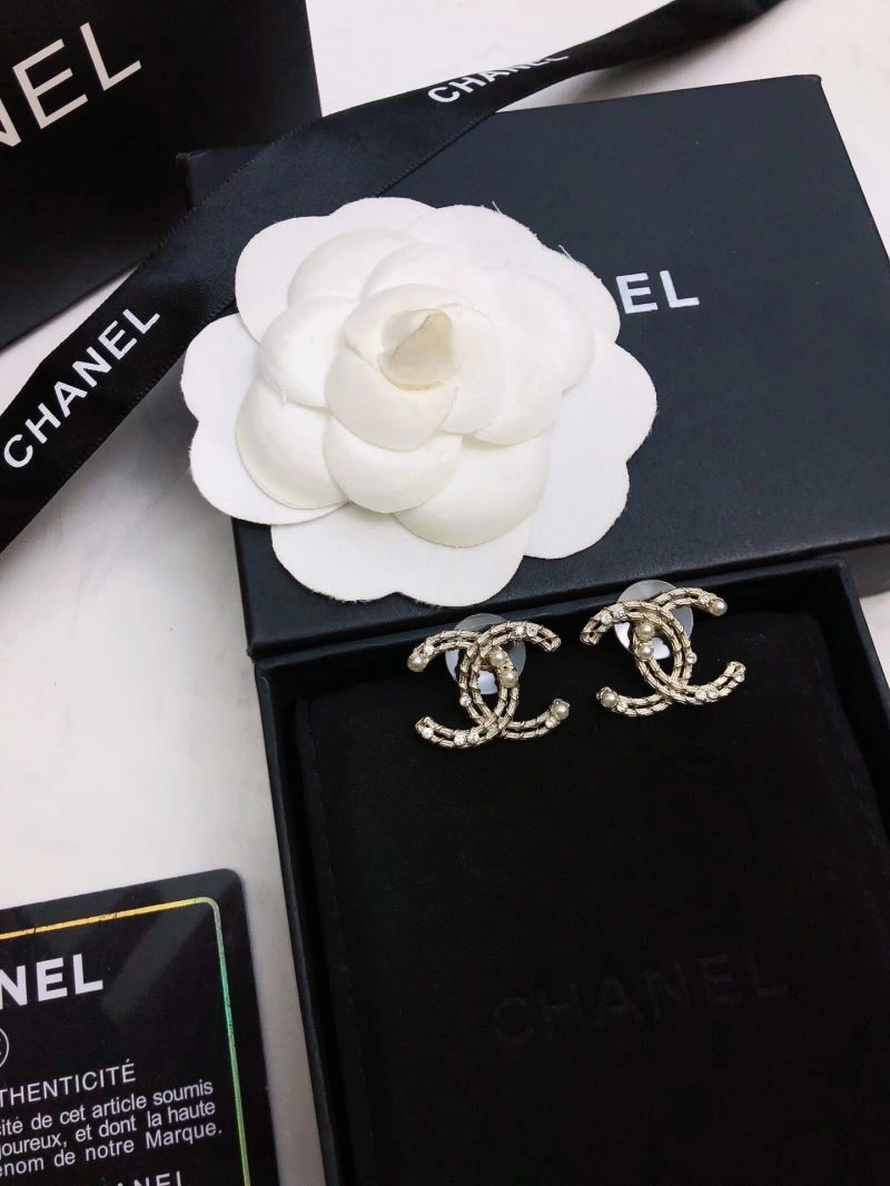 Chanel Earrings Sleek 223762