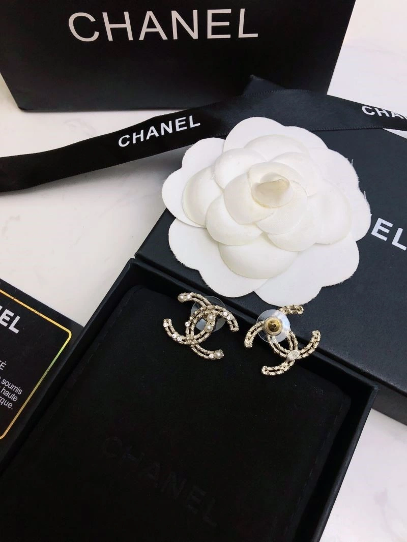 Chanel Earrings Sleek 223762