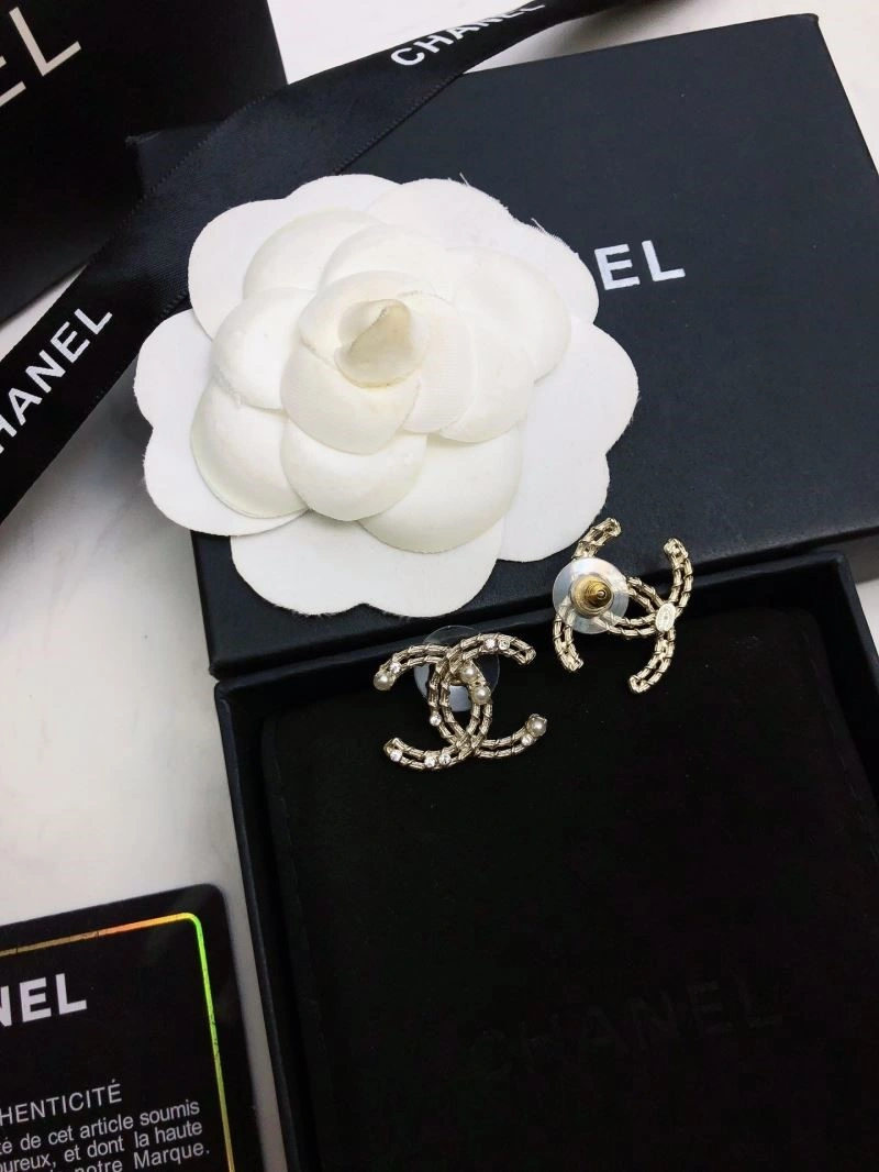 Chanel Earrings Sleek 223762