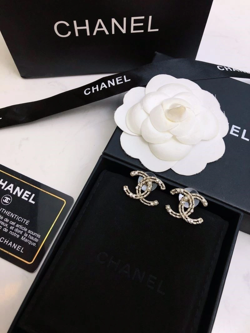 Chanel Earrings Sleek 223762