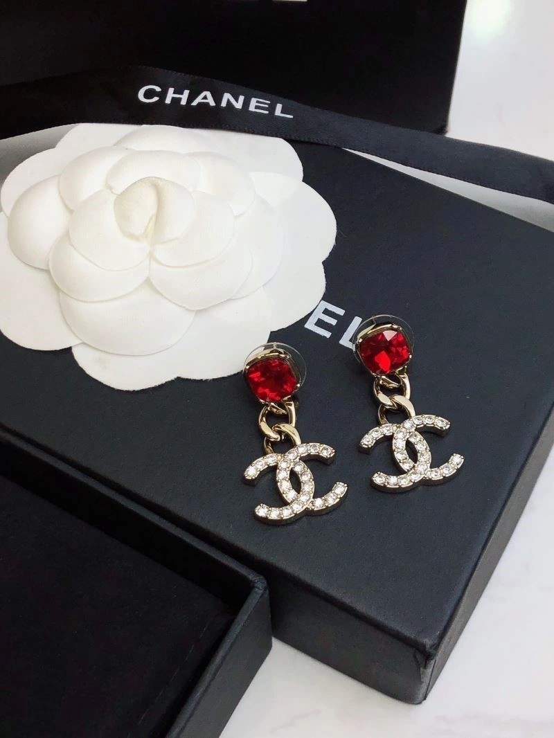 Chanel Earrings Comfortable 223757