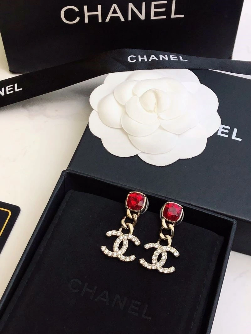 Chanel Earrings Comfortable 223757