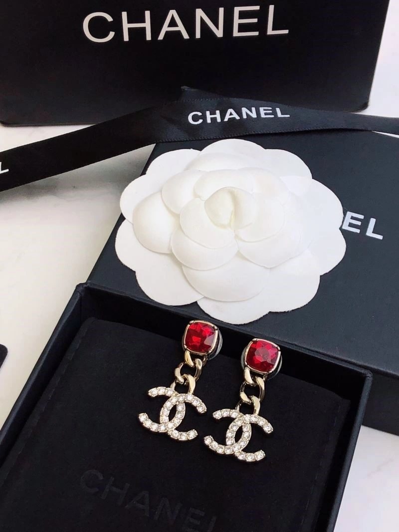 Chanel Earrings Comfortable 223757