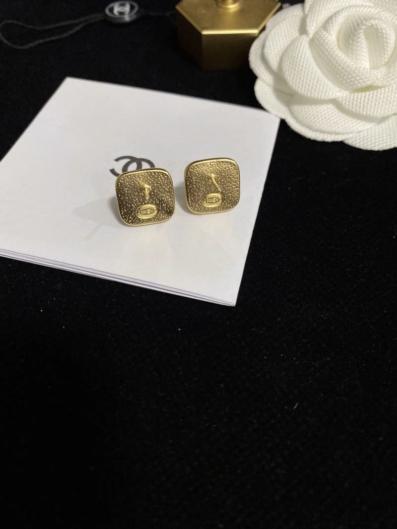 Reliable Chanel Earrings 223778