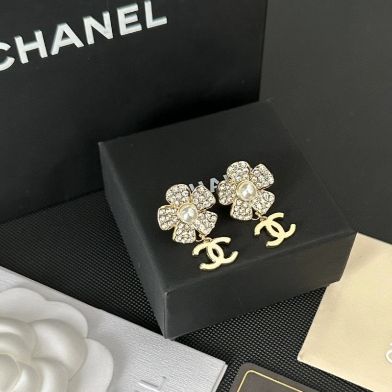 Chanel Earrings Tailored 223761