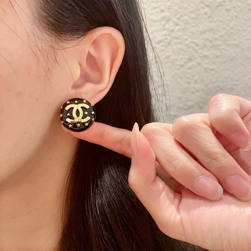 Durable Chanel Earrings 223752