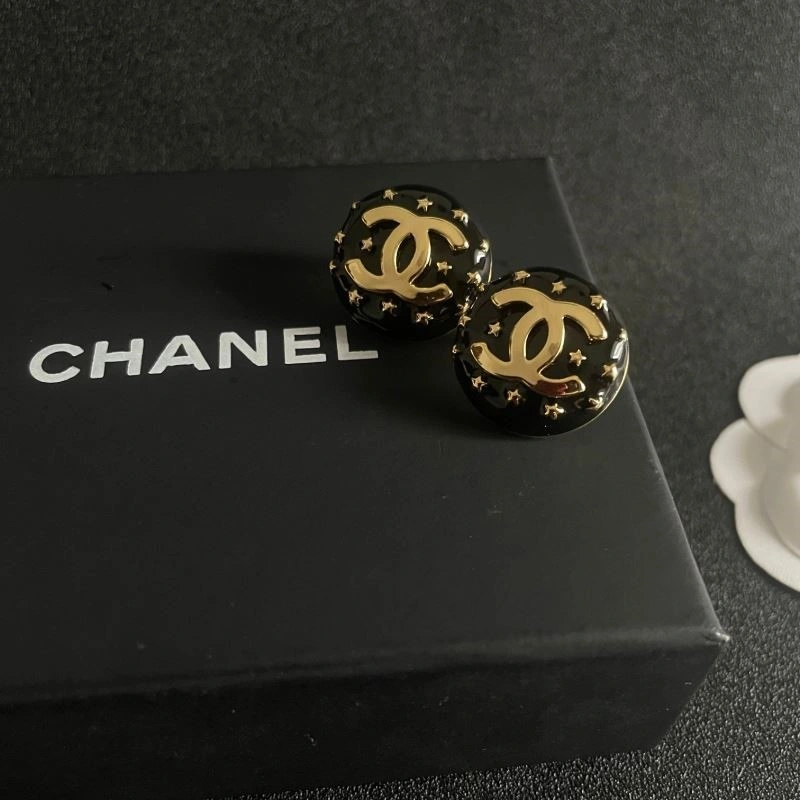 Durable Chanel Earrings 223752