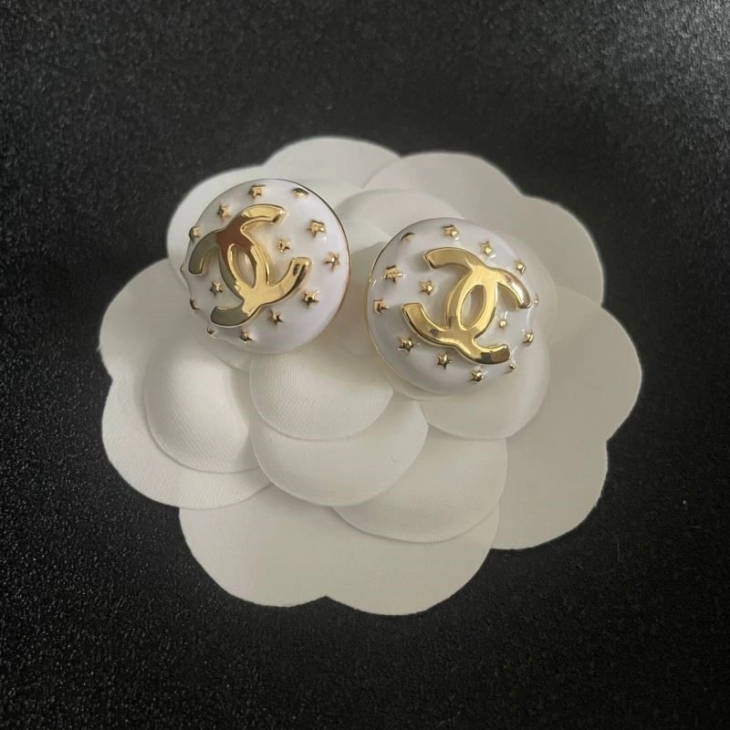 Chanel Earrings Packable 223736