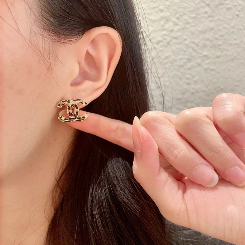 Chanel Earrings SmoothTexture 223743