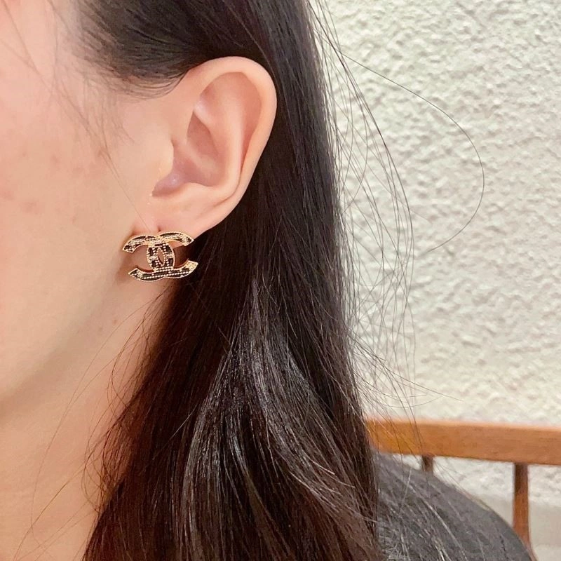 Chanel Earrings SmoothTexture 223743