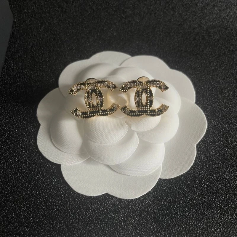 Chanel Earrings SmoothTexture 223743