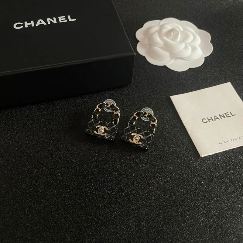 Effortless Chanel Earrings 223747