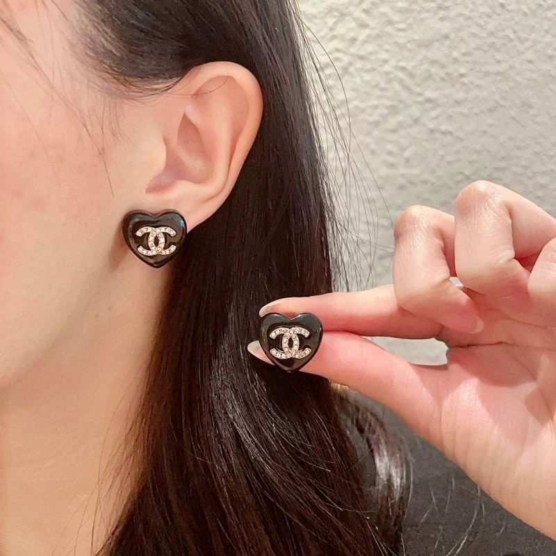 Chanel Earrings Comfortable 223776
