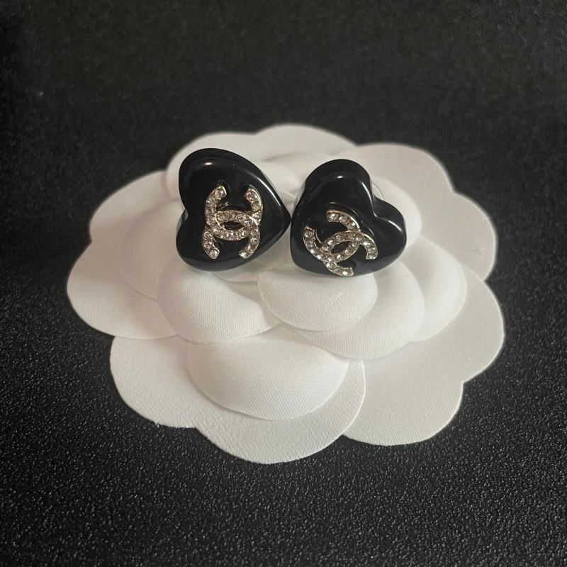 Chanel Earrings Comfortable 223776
