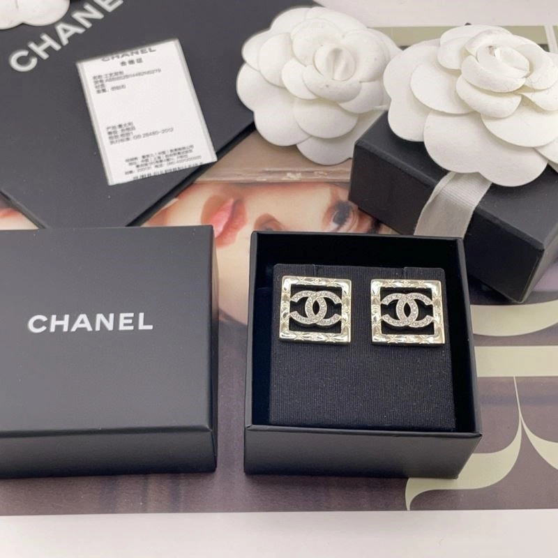 Chanel Earrings Trendy 223742
