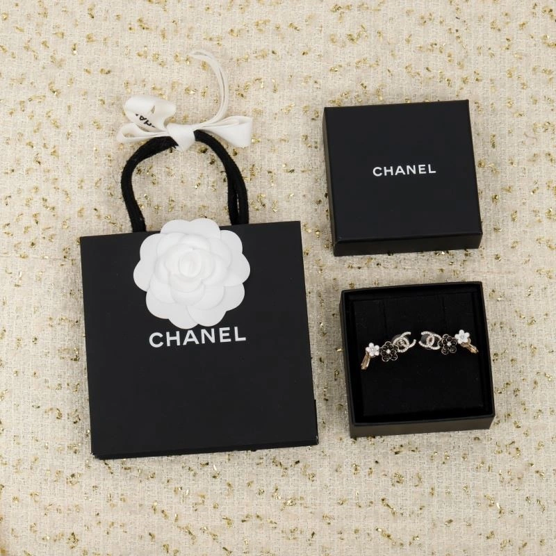 Chanel Earrings Reliable 223737