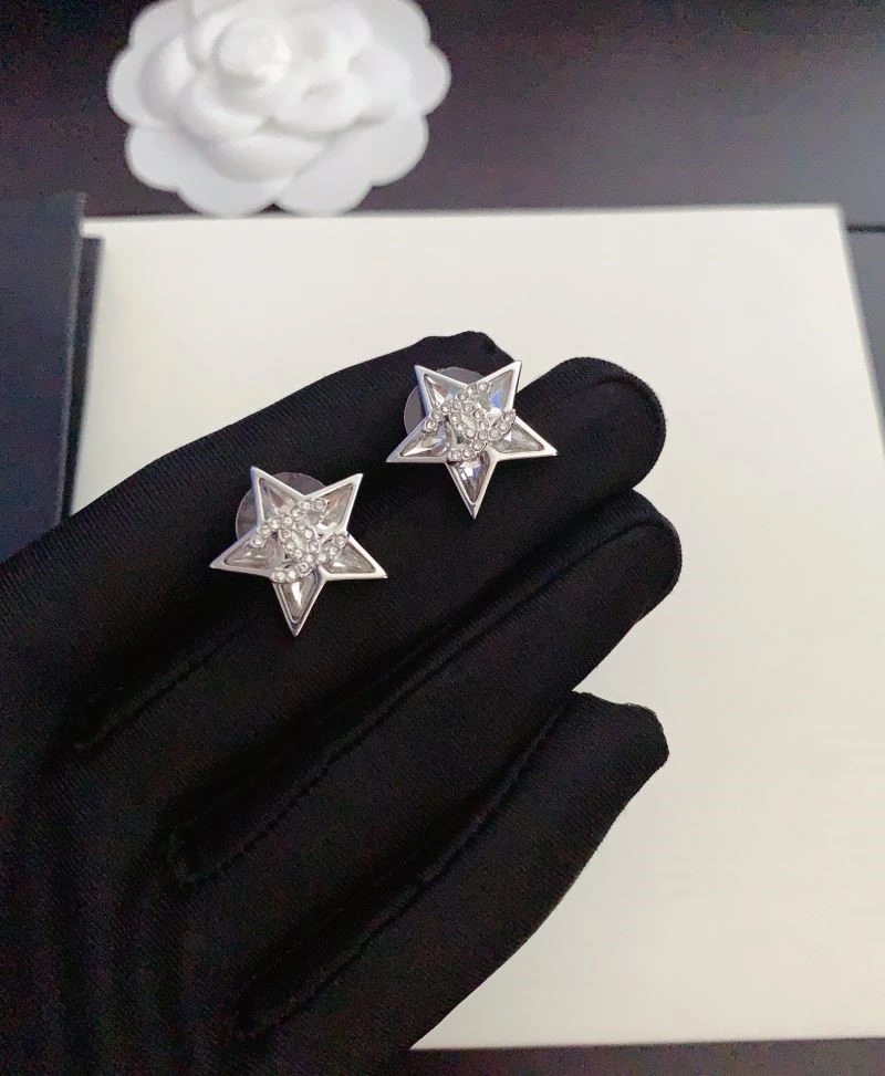 Lightweight Chanel Earrings 223722