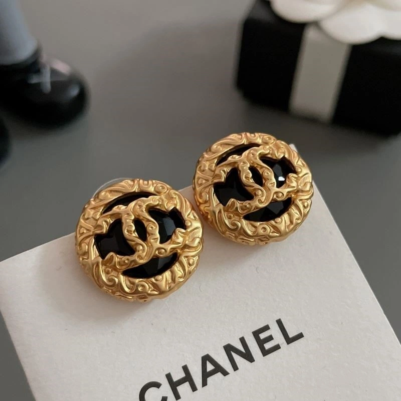 Trendsetting Chanel Earrings 223780