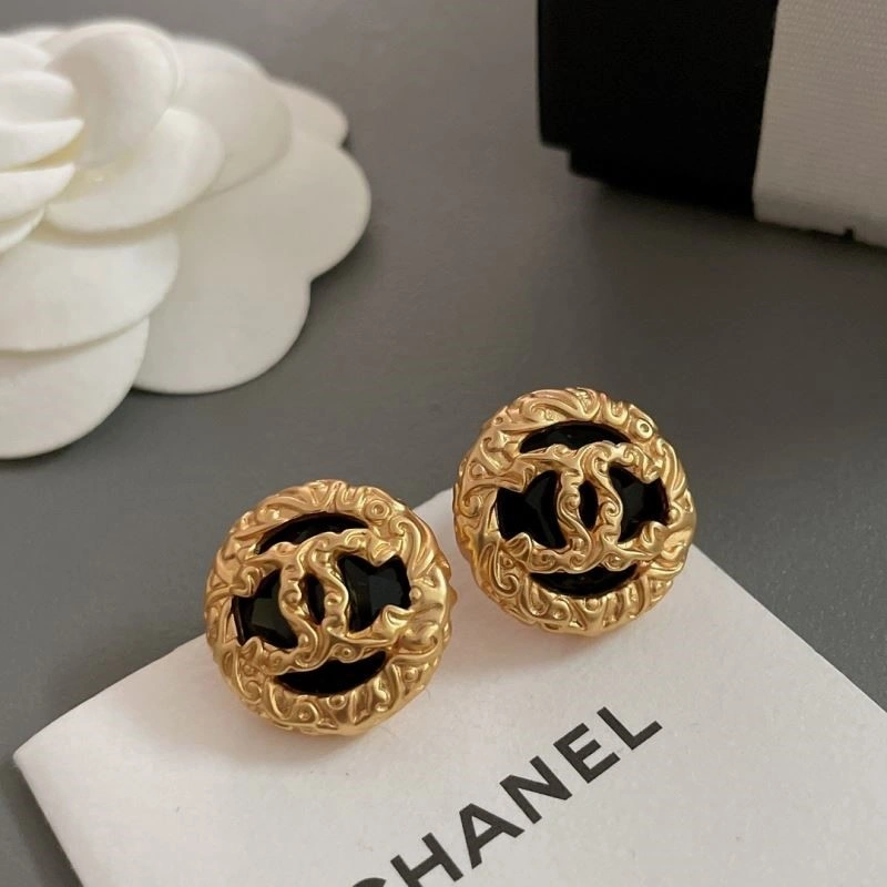Trendsetting Chanel Earrings 223780