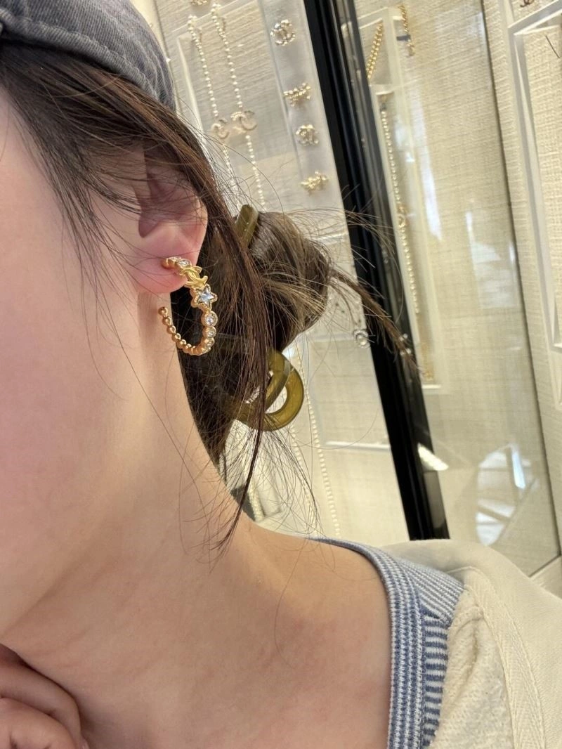 Chanel Earrings Comfortable 223725