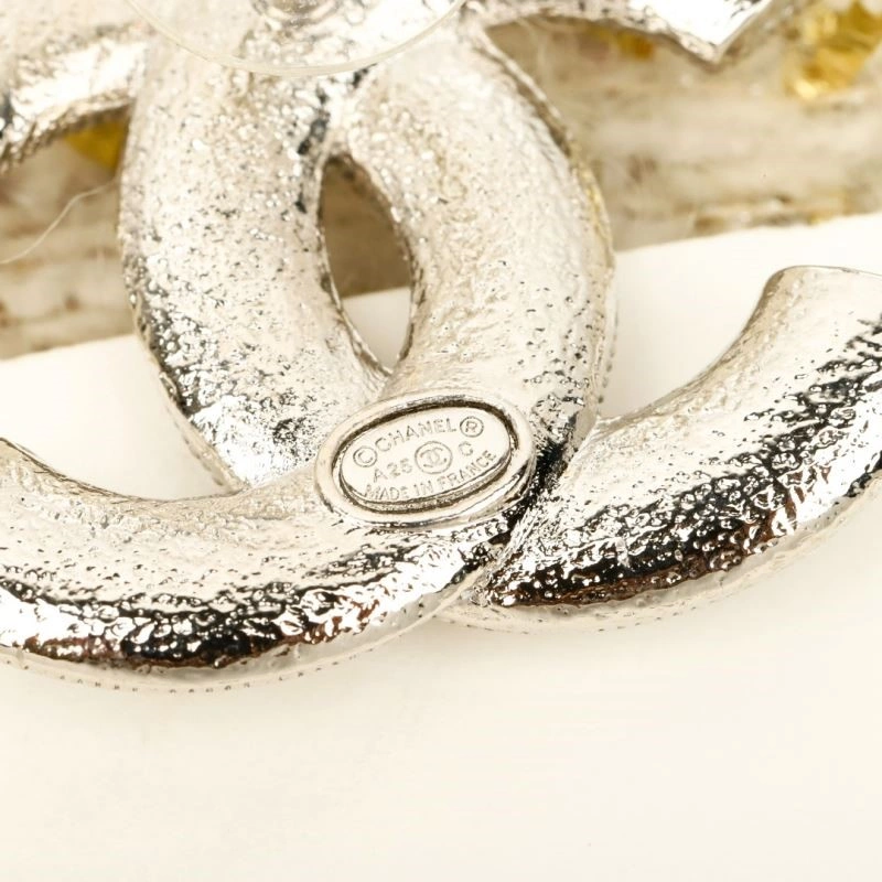 Modern Chanel Earrings 223699