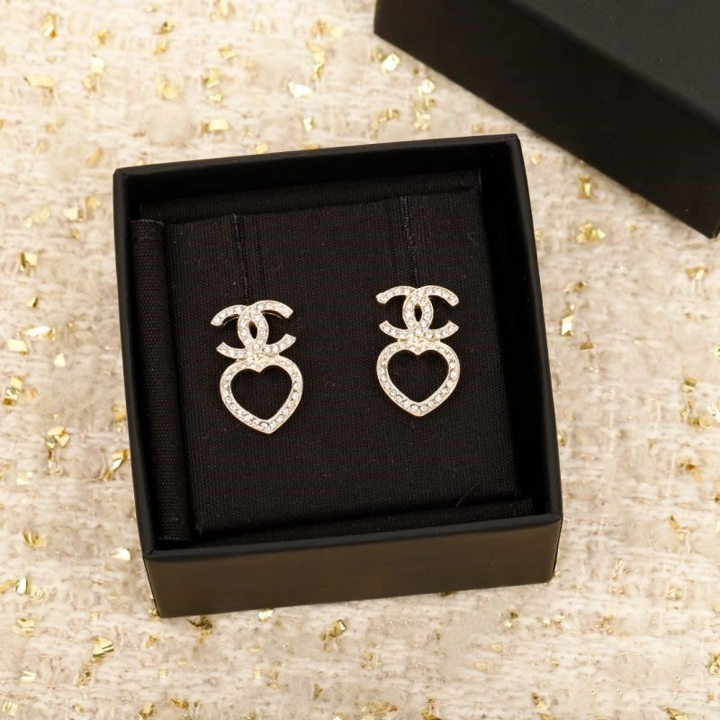 Chanel Earrings Soft 223707