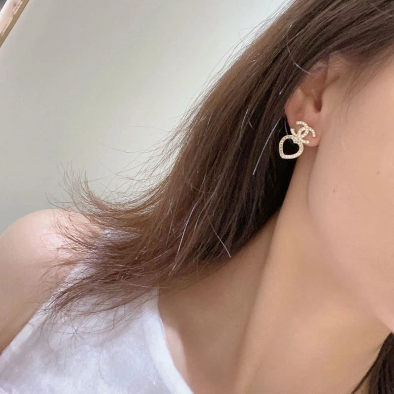 Chanel Earrings Soft 223707