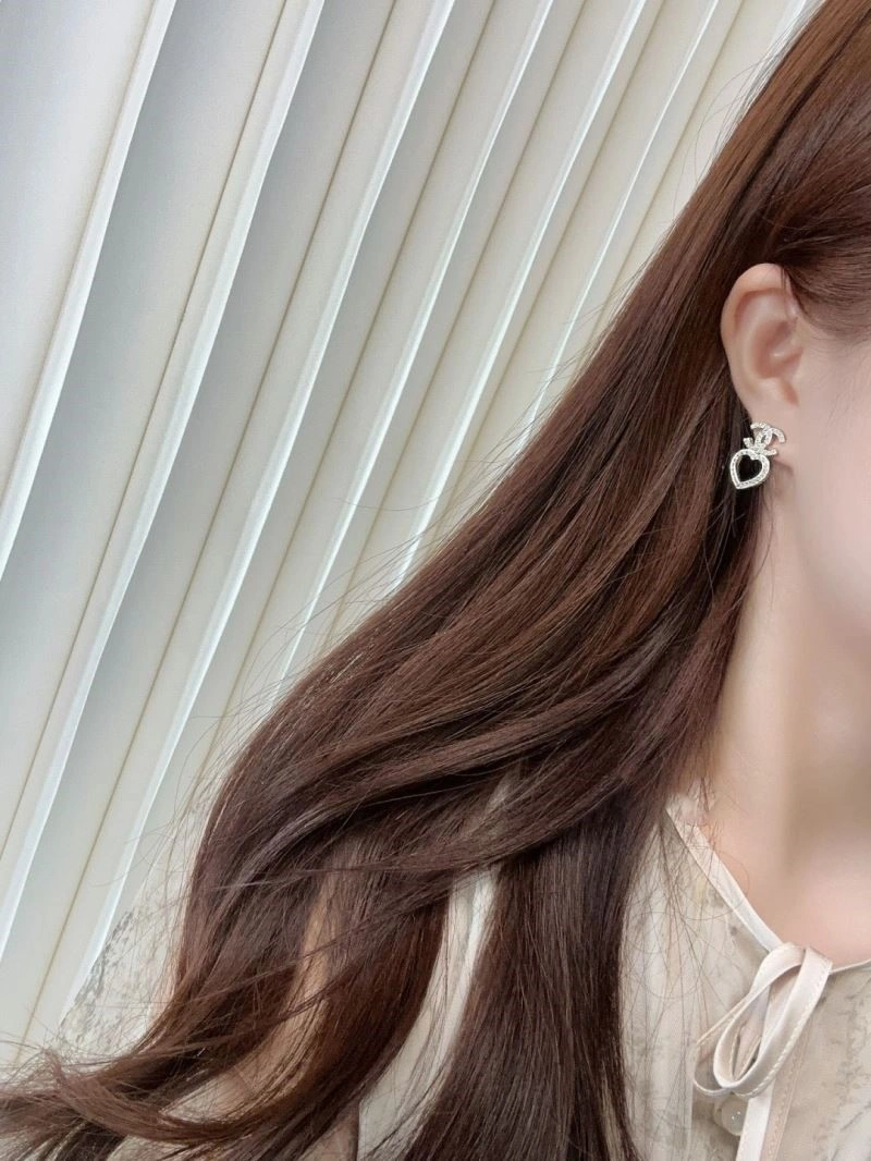 Chanel Earrings Soft 223707